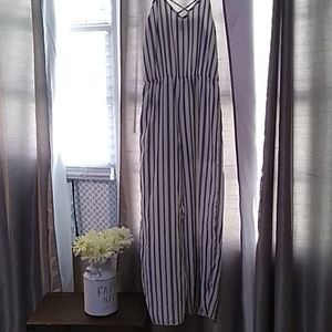 BEAUTIFUL Black and White Striped Jumper Size L